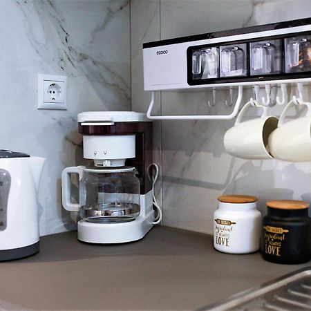 White Apartment/Kolwnaki/100Mbps/Wifi アテネ エクステリア 写真